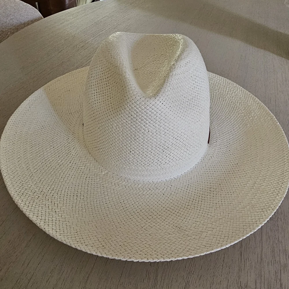 $287 Janessa Leone Calvin Packable Straw Hat In White Size M - Picture 7 of 12